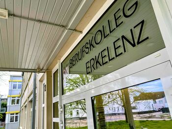 Das Berufskolleg an der Westpromenade in Erkelenz verstärkt seine Zusammenarbeit mit der Arbeitsagentur. Foto: Kreis Heinsberg