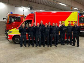 Elf Rettungsassistenten der Leitstelle absolvierten die Prüfung zum Notfallsanitäter