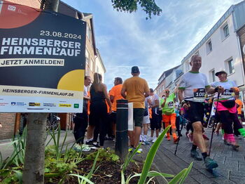 Der Landrat geht mit gutem Vorbild voran: Stephan Pusch absolvierte fünf Kilometer beim Walk 