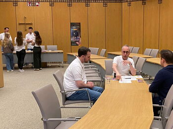 Statt langer Vorträge setzt die Verwaltung beim Berufsinfotag auf den direkten Dialog. Foto: Kreis Heinsberg